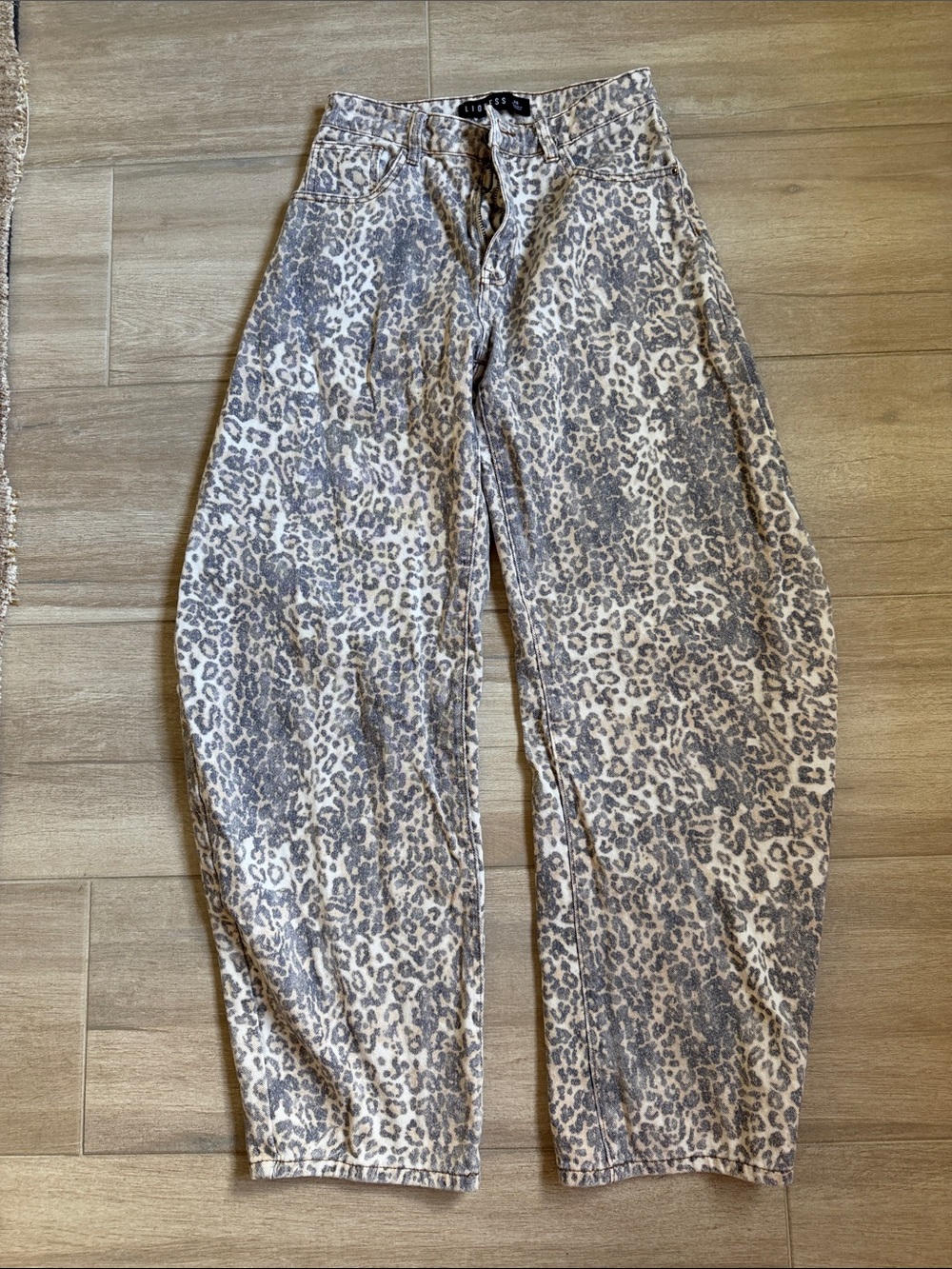 Lioness Beige & Gray Leopard-Print Jeans